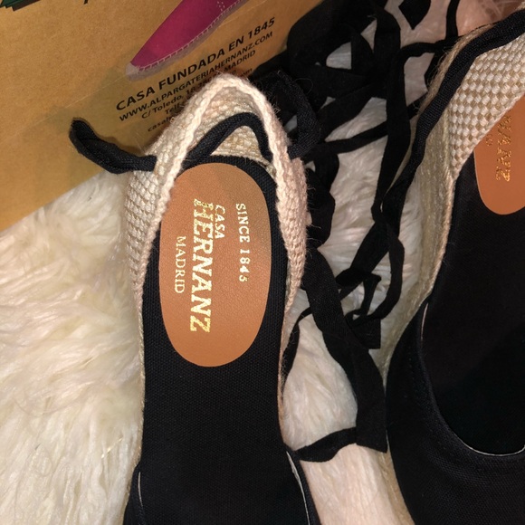 Espadrilles from Casa Hernanz in Madrid, Spain - Picture 2 of 6